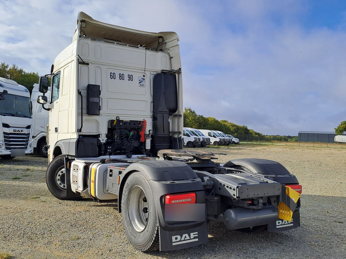 DAF XF 480 FT 4×2 Space Cab - 2022 - Camion DAF XF 480 FT Space Cab d’occasion 2022 – vue trois-quarts arrière