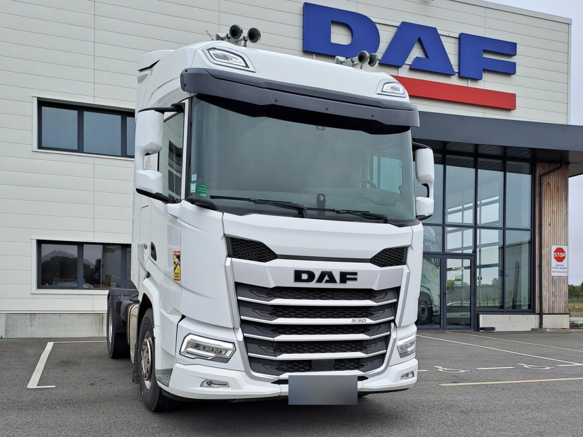 DAF XFn 530 FT 4×2 - 2022 - Camion DAF XF 530 FT d’occasion 2022 – vue de face