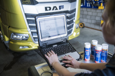 Le futur de l'industrie : Les nouvelles technologies dans le travail de mécanicien poids lourds