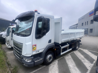 DAF XB 12t bras Marrel et caisson